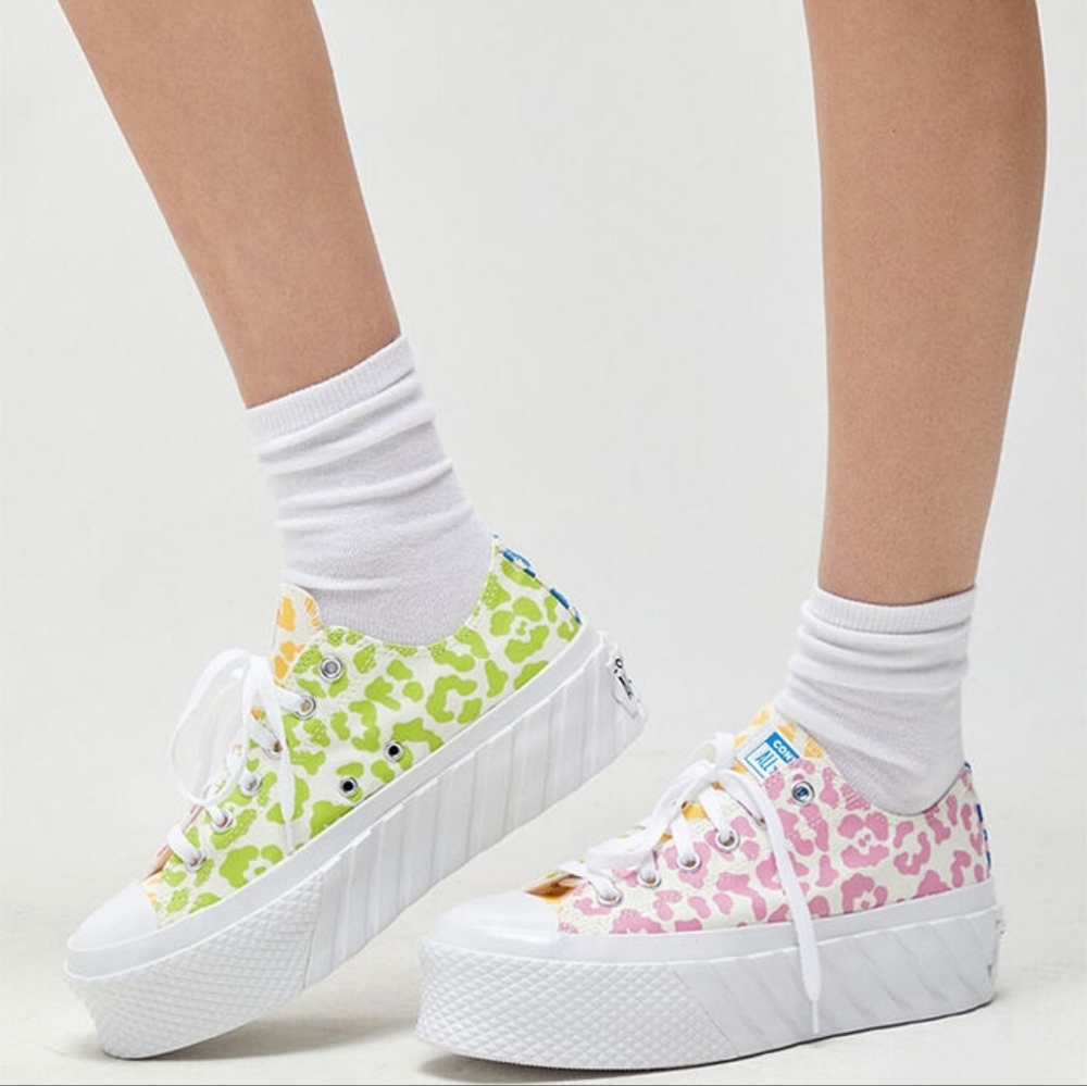 Converse Chuck Taylor All Star 2X Platform  'Welcome to The Wild' Sneakers (6.5)